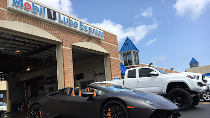 Milwaukee Auto Spa | Mobil 1 Lube Express